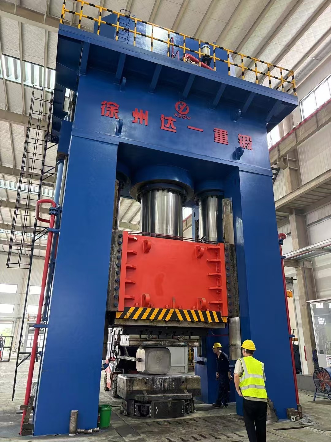 60MN open die hydraulic forging press